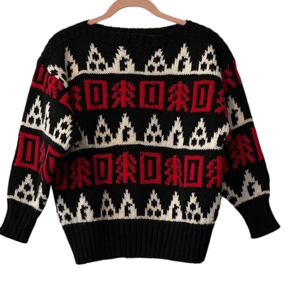 Vintage FaBE Black and Red Patterned Sweater Small‎